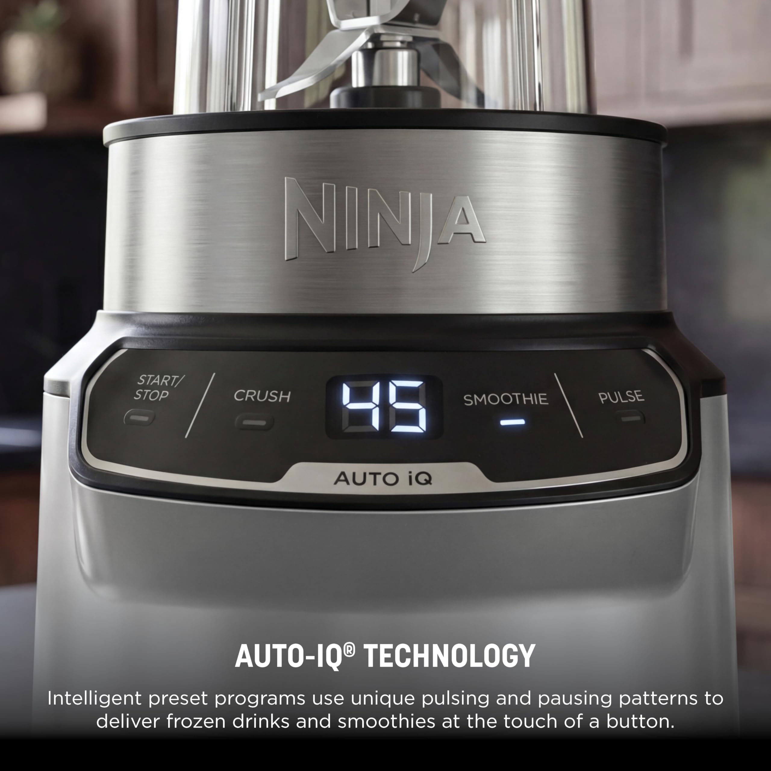 Ninja Nutri-Blender Pro with Auto-iQ | For Smoothies, Shakes, Frozen Drinks, Salsa, Dips | (2) 24-oz. To-Go Cups & Spout Lids | 1100-Peak-Watt | Silve detail view 4