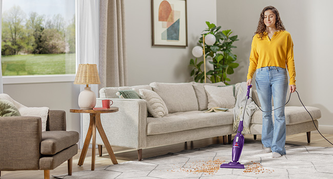 Bissell 2033M Featherweight Stick Lightweight Bagless Vacuum and Electric Broom with Crevice Tool for Hard Floors and Carpets, Black detail 2