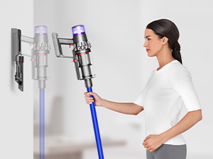 Dyson V11 Origin Cordless Vacuum, 185AW, 3 Power Modes, Up to 60 Minutes,² Deep Cleans Hard Floors and Carpets, Detangles pet Hair, Converts to Handheld detail 10