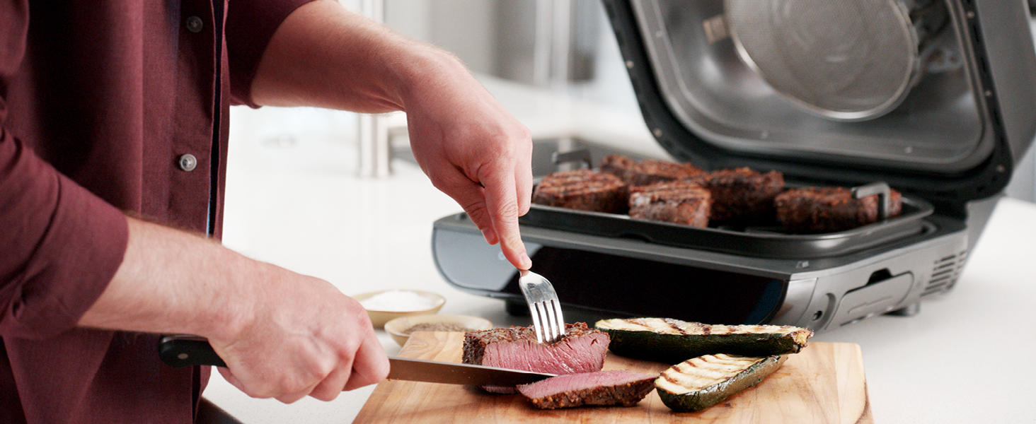 Ninja | Indoor Grill and Air Fryer| Foodi Smart XL | 6-in-1 Grill, Air Fry, Roast, Bake, Broil, Dehydrate & Crisp |Smart Thermometer & Splatter Shield | Dishwasher Safe Parts | Black/Silver | FG551 detail 11