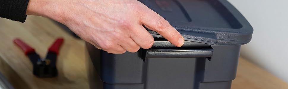 Rubbermaid 50 Gallon Roughneck️ Storage Tote Durable, Reusable, Plastic Storage Bin detail 2