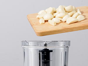 Food Processor 4 Cup, Electric Food Chopper, Small but PowerfulMeat Grinder with 2 Bowls, 2 Speed & 4 Blades for Vegetable, Meat, Nuts, Functions for Chopping, Dicing, Mixing and Puree detail 9